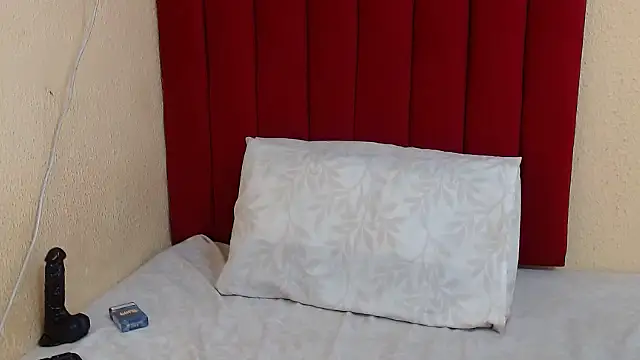 Snapshot of Tallatoya chatting on 17, 10, 2025 Tallatoya online show from 17, 10, 2025