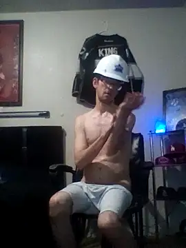 Snapshot of OchreTango466 chatting on 24, 9, 2025 OchreTango466 online show from 24, 9, 2025