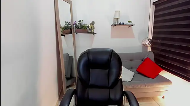 Mia Clay1 online show from 10, 6, 2026