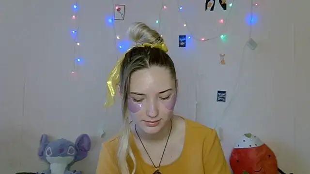  kikiclark   online show from 10, 9, 2025