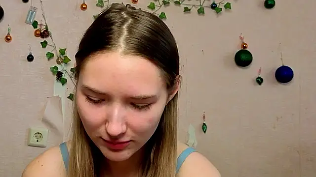  kikiclark   online show from 8, 2, 2026