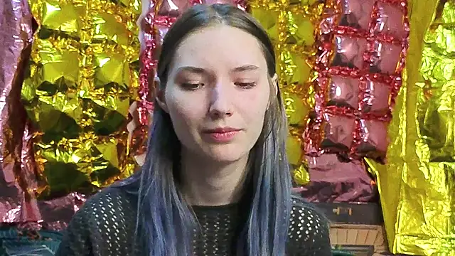  kikiclark   online show from 5, 4, 2026