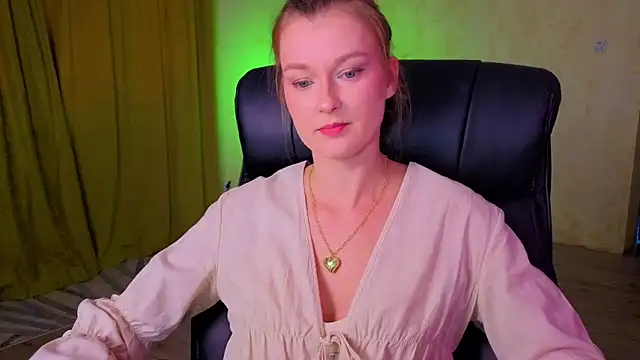 MysticVenus  online show from 11, 3, 2026