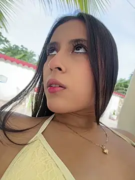 Juanita-Diaz online show from 3, 6, 2026