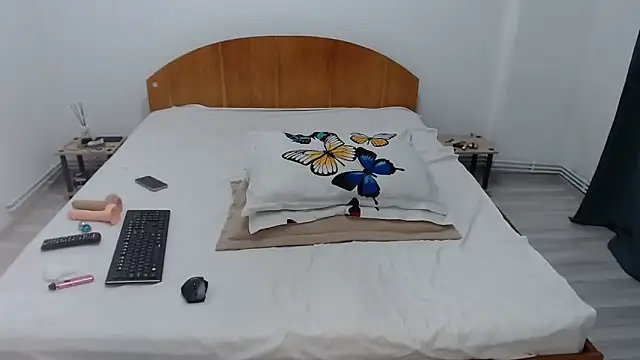 isha rosee online show from 17, 4, 2026