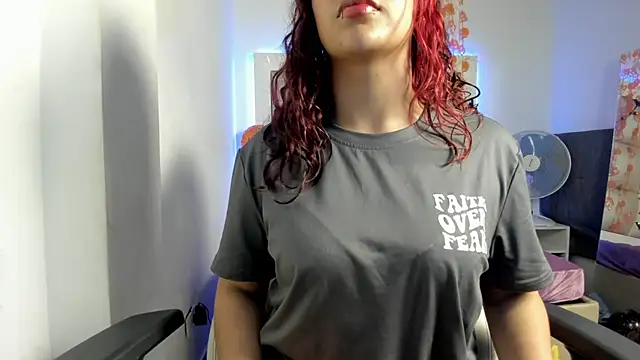 Snapshot of Valkiria_js chatting on 27, 10, 2025 Valkiria js online show from 27, 10, 2025