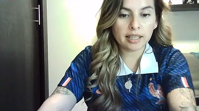 Valery  Rouse  online show from 17, 6, 2026