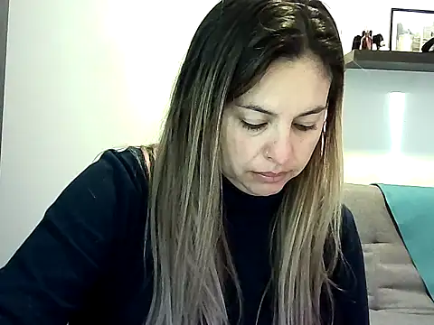Valery  Rouse  online show from 21, 7, 2026