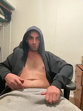 Snapshot of s-n_love_play chatting on 23, 3, 2026 s-n love play online show from 23, 3, 2026