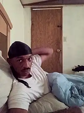 Snapshot of CaramelBrownBBC14 chatting on 11, 9, 2025 CaramelBrownBBC14 online show from 11, 9, 2025