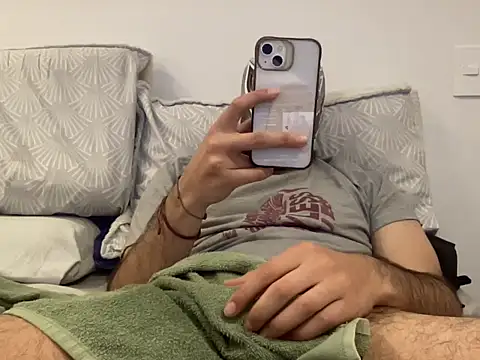 Snapshot of Superwow54 chatting on 26, 10, 2025 Superwow54 online show from 26, 10, 2025