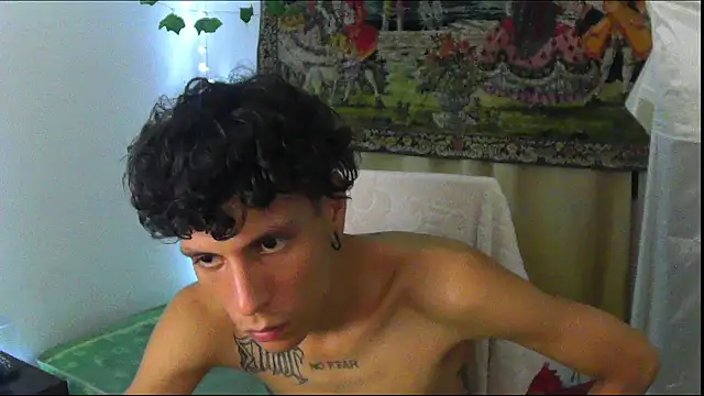 Crxxxsh online show from 9, 9, 2025