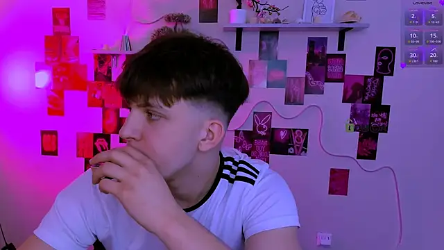 travis wolf  online show from 3, 4, 2026