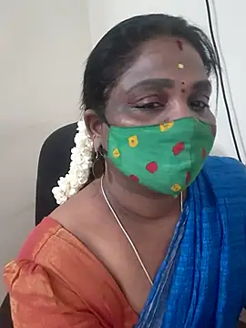 Snapshot of Tamil_Kavitha10 chatting on 13, 10, 2025 Tamil Kavitha10 online show from 13, 10, 2025