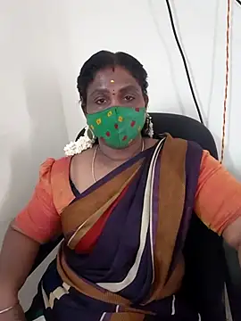Snapshot of Tamil_Kavitha10 chatting on 14, 10, 2025 Tamil Kavitha10 online show from 14, 10, 2025