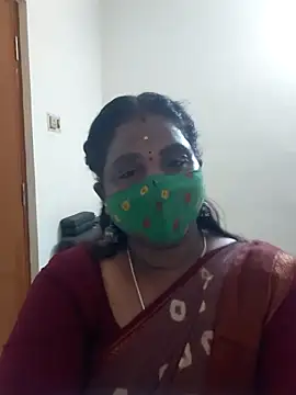 Snapshot of Tamil_Kavitha10 chatting on 16, 10, 2025 Tamil Kavitha10 online show from 16, 10, 2025