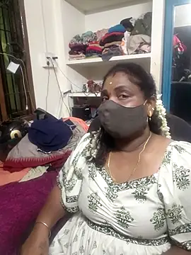 Snapshot of Tamil_Kavitha10 chatting on 15, 5, 2026 Tamil Kavitha10 online show from 15, 5, 2026