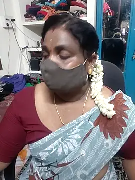 Snapshot of Tamil_Kavitha10 chatting on 18, 5, 2026 Tamil Kavitha10 online show from 18, 5, 2026