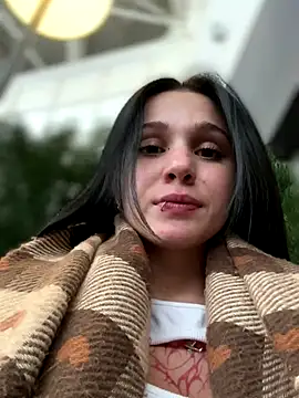 Snapshot of VendiMur chatting on 3, 10, 2025 VendiMur online show from 3, 10, 2025