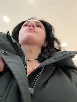 Snapshot of VendiMur chatting on 28, 10, 2025 VendiMur online show from 28, 10, 2025