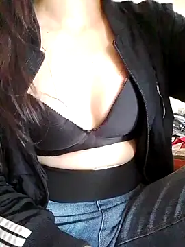 Snapshot of Handoo23 chatting on 7, 10, 2025 Handoo23 online show from 7, 10, 2025