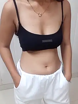 Snapshot of siya_rani67 chatting on 3, 10, 2025 siya rani67 online show from 3, 10, 2025