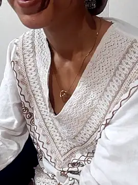 Snapshot of siya_rani67 chatting on 6, 10, 2025 siya rani67 online show from 6, 10, 2025