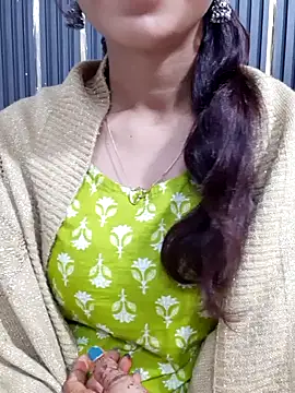 Snapshot of siya_rani67 chatting on 15, 10, 2025 siya rani67 online show from 15, 10, 2025