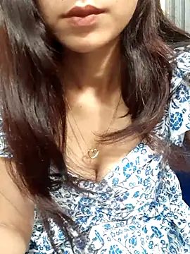 Snapshot of siya_rani67 chatting on 17, 10, 2025 siya rani67 online show from 17, 10, 2025