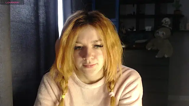   Elina   online show from 10, 10, 2025