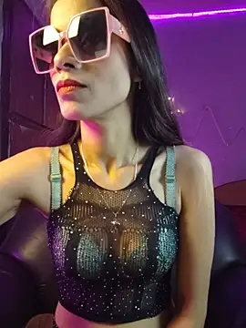 royeoy22 online show from 4, 4, 2026