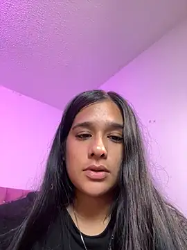 mae nathan  online show from 24, 11, 2025