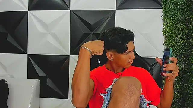 bull cam online show from 11, 9, 2025