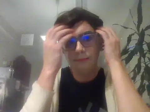 Snapshot of Nady79xxx chatting on 21, 11, 2025 Nady79xxx online show from 21, 11, 2025