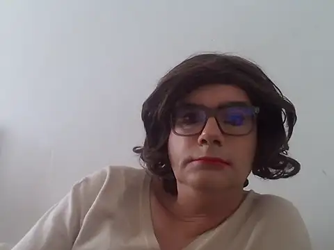 Snapshot of Nady79xxx chatting on 17, 12, 2025 Nady79xxx online show from 17, 12, 2025