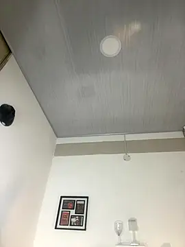 Snapshot of RedVelvet_Dream chatting on 23, 10, 2025 RedVelvet Dream online show from 23, 10, 2025