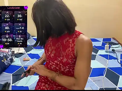 Snapshot of LuvLayla chatting on 25, 4, 2026 LuvLayla online show from 25, 4, 2026