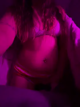 LilPeachyPie online show from 5, 3, 2026