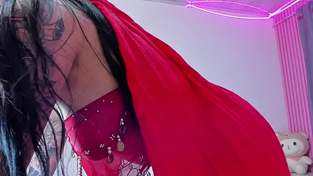 Nayla-Mouna online show from 13, 2, 2026