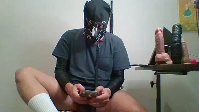 Maskpor2022 online show from 28, 11, 2025