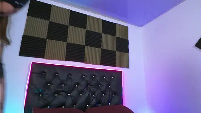 Snapshot of _leda_swan_ chatting on 14, 7, 2026 leda swan online show from 14, 7, 2026