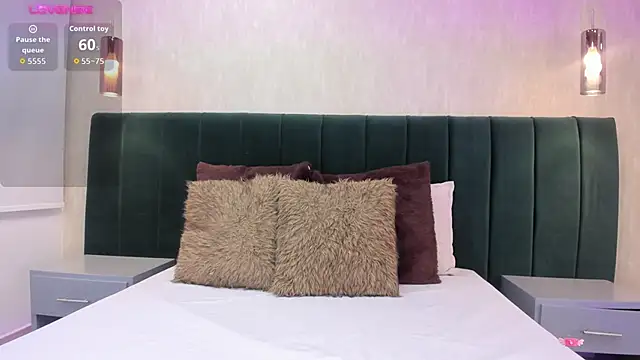 Snapshot of annie_clarkson chatting on 23, 10, 2025 annie clarkson online show from 23, 10, 2025