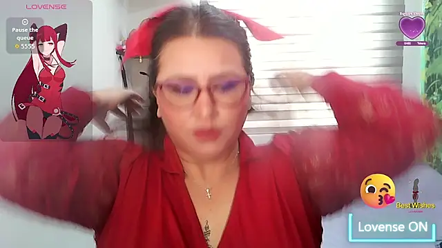 Vesper Vixen online show from 25, 10, 2025