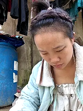 Snapshot of liu-liusexy chatting on 16, 11, 2025 liu-liusexy online show from 16, 11, 2025