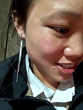 Snapshot of liu-liusexy chatting on 21, 12, 2025 liu-liusexy online show from 21, 12, 2025