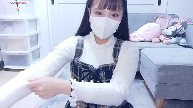 YURi luv online show from 16, 11, 2025