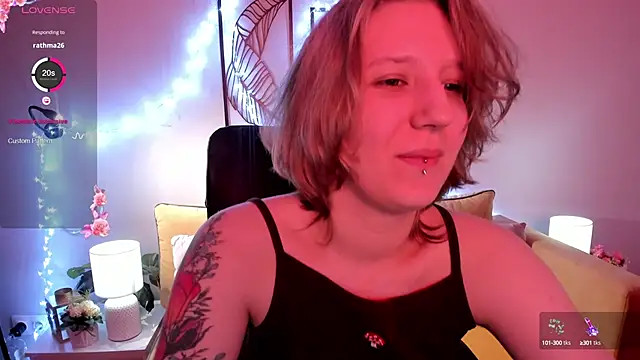 Hailey Foxy online show from 16, 10, 2025