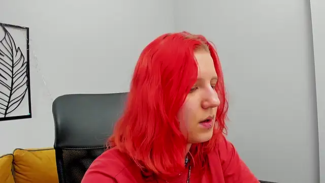 Snapshot of Hailey_Foxy chatting on 24, 4, 2026 Hailey Foxy online show from 24, 4, 2026