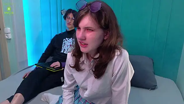 Snapshot of ViviaraNGendy chatting on 12, 9, 2025 ViviaraNGendy online show from 12, 9, 2025