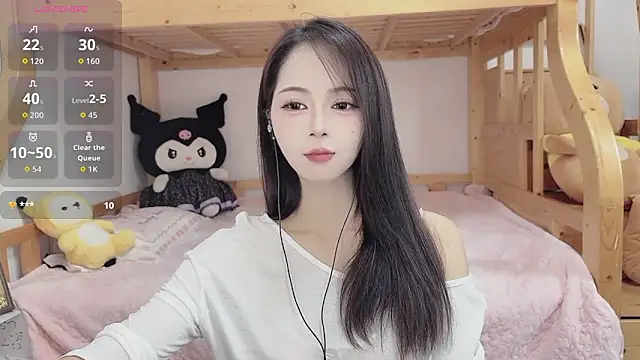 Snapshot of Sue101010 chatting on 27, 9, 2025 Sue101010 online show from 27, 9, 2025